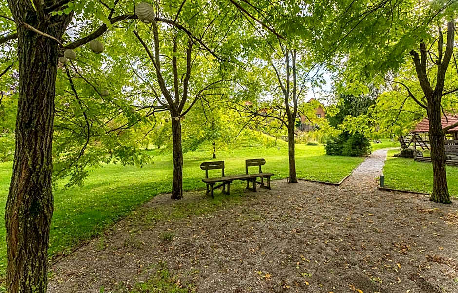 Korošec Apartments and Wellness Centre