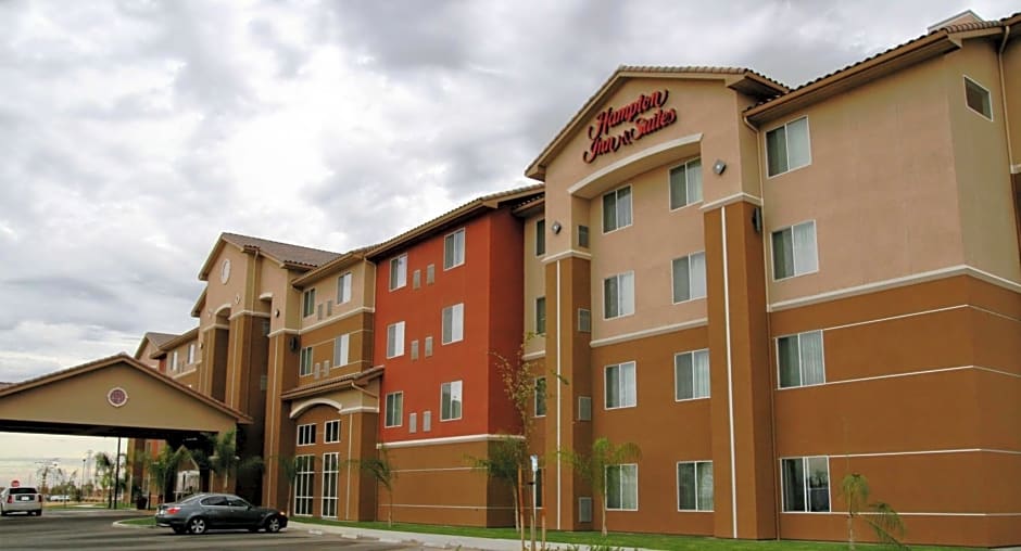 Hampton Inn By Hilton And Suites Bakersfield North-Airport