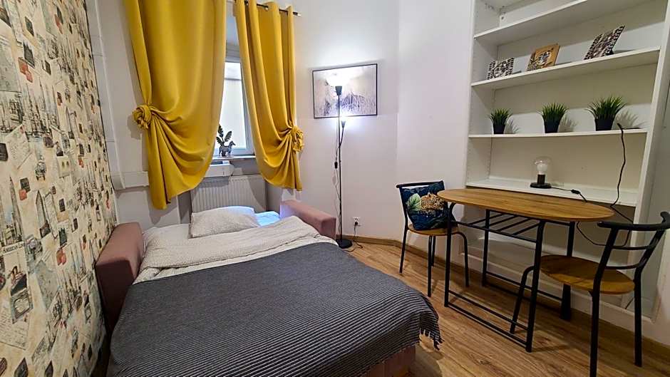 Lorf Hostel&Apartments