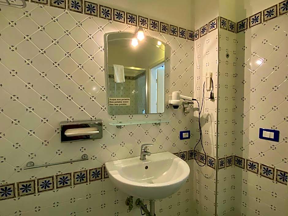 Petite Maison - Petits Appartements