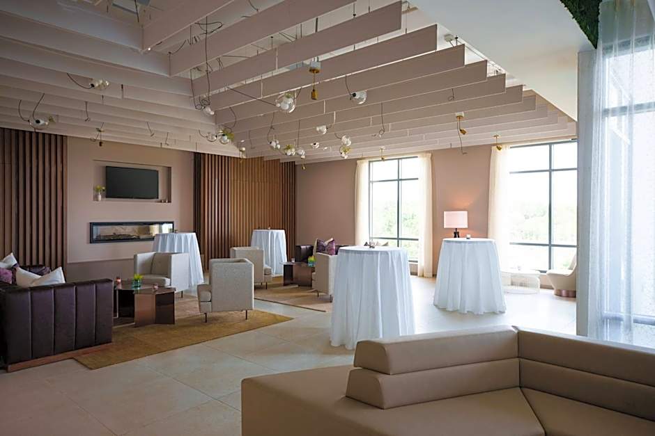 AC Hotel by Marriott Tallahassee Universities at the Capitol