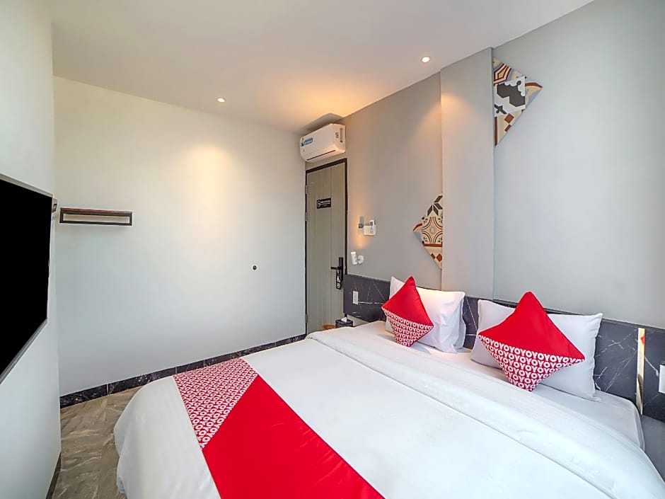 OYO 90447 Kardopa Hotel Megapark