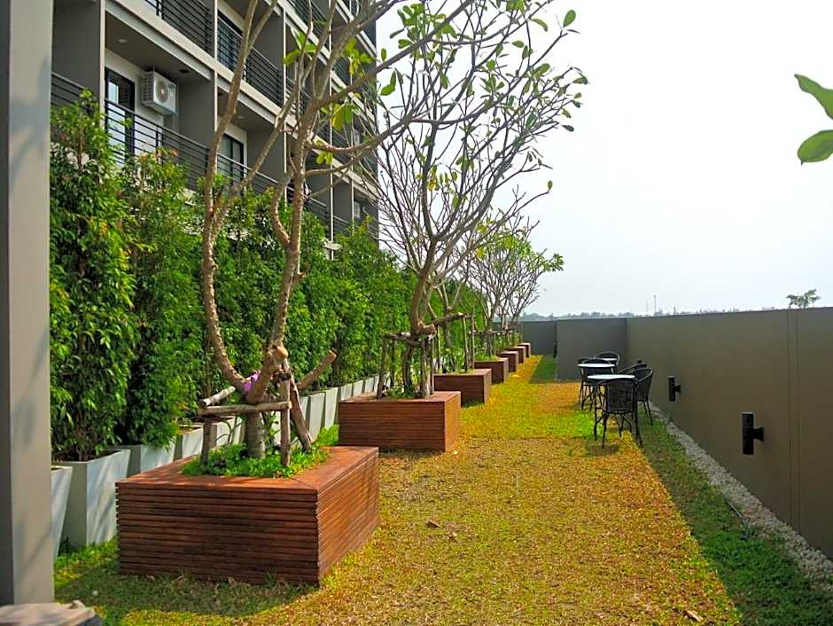 Himawari Guesthouse at Kanyarat