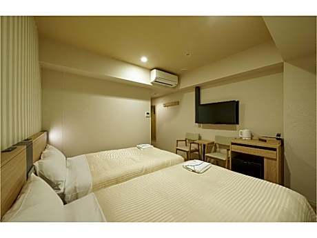 Twin Room - Non-Smoking