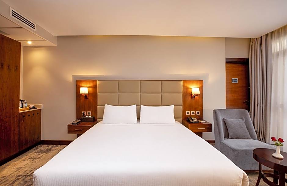 Golden Tulip Canaan Kampala