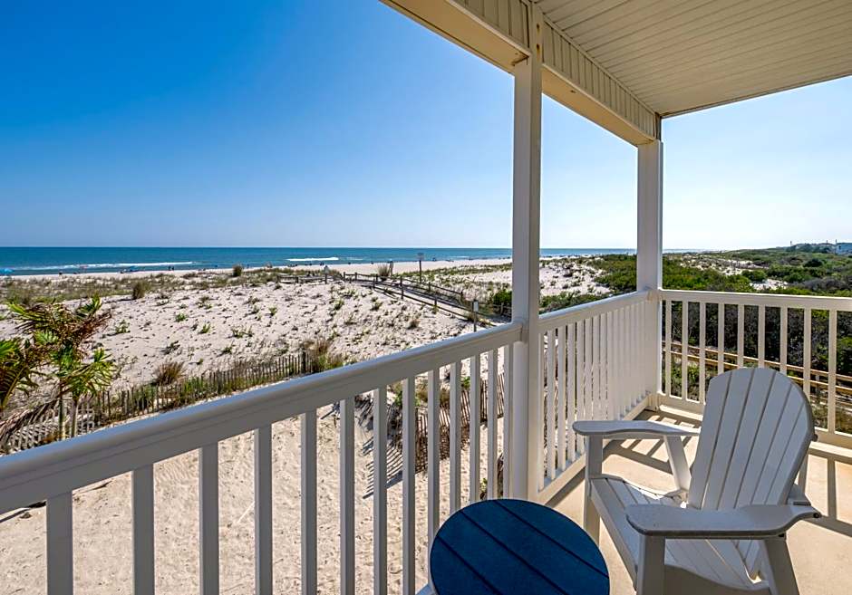 Drifting Sands Oceanfront Hotel