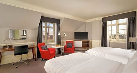 superior room with 2 double beds