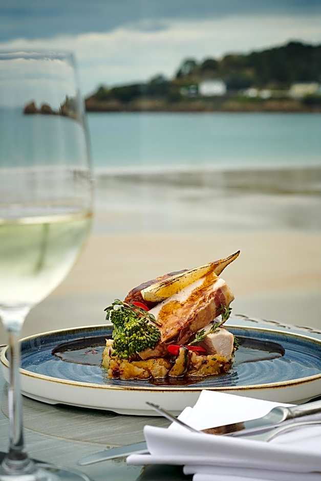 L'Horizon Beach Hotel & Spa