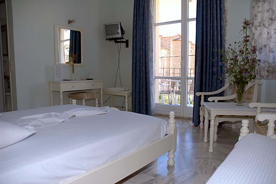 Amanda Hotel
