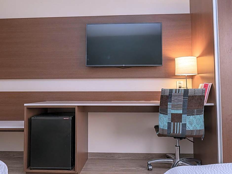 ibis Styles Curitiba Airport