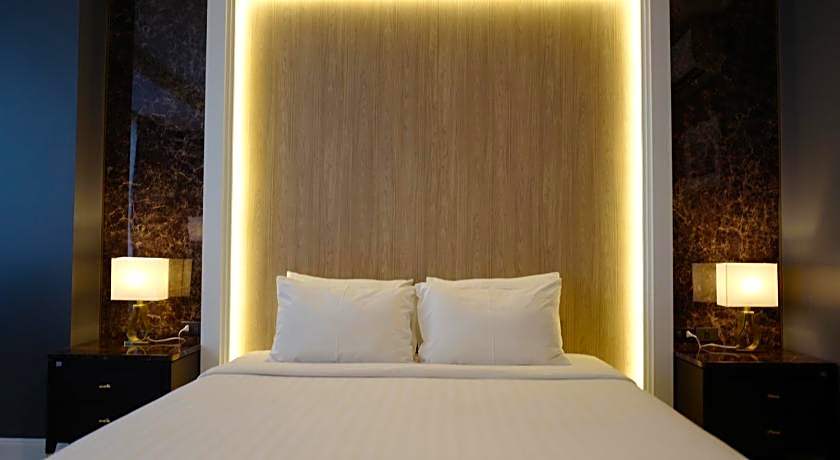 Chaisaeng Palace Hotel