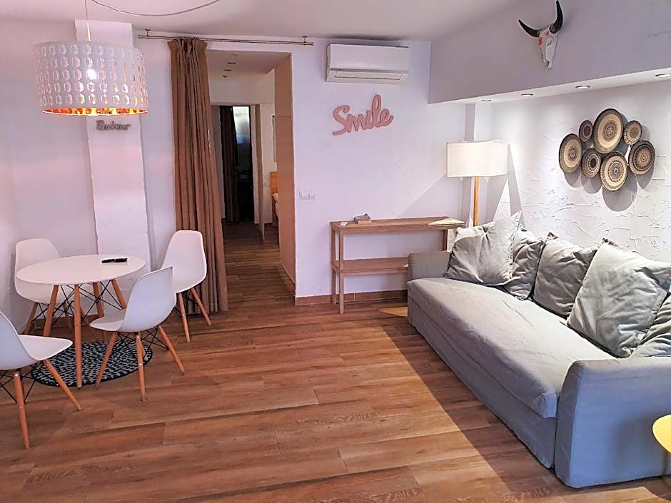 Y Hostel - Albergue Juvenil