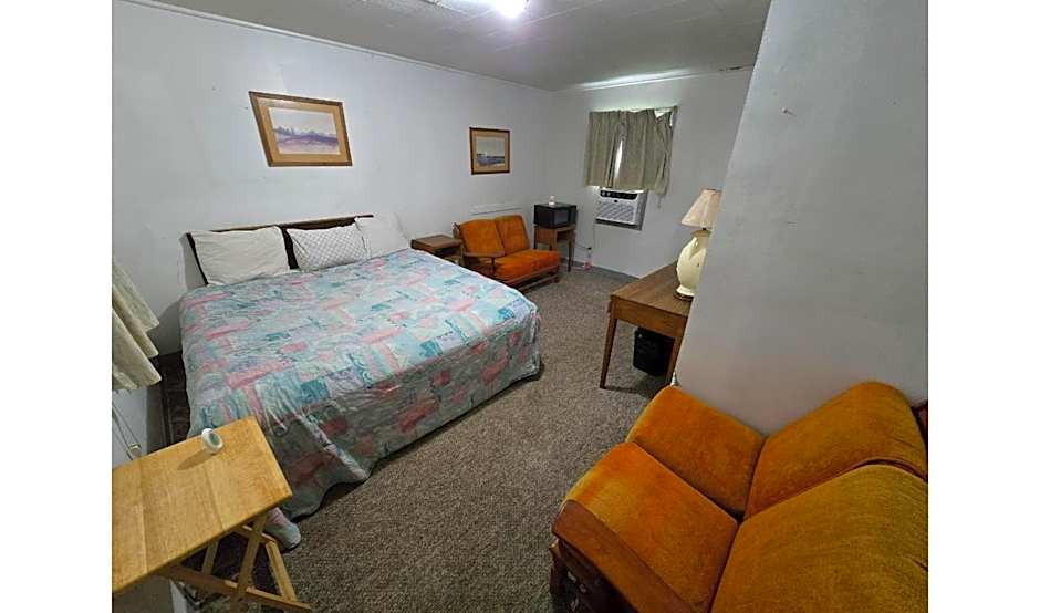 OYO Sandman Inn