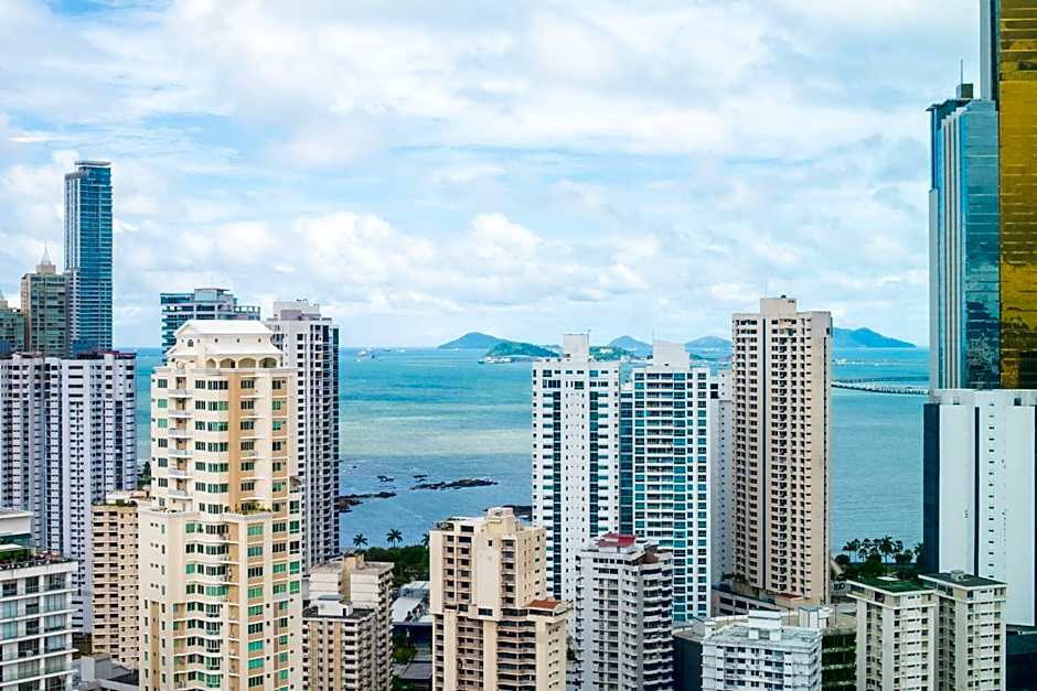 Riu Plaza Panama