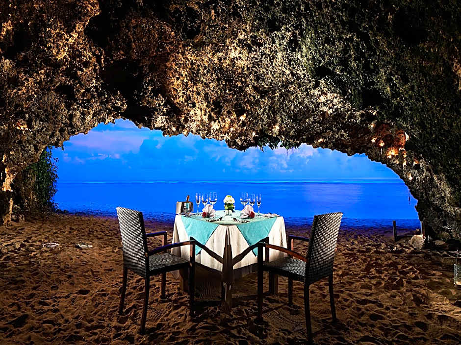 Samabe Bali Suites & Villas