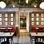 Urban Yard Hotel