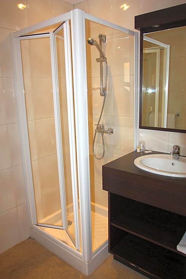 authentic by balladins - Rodez / Le Segala