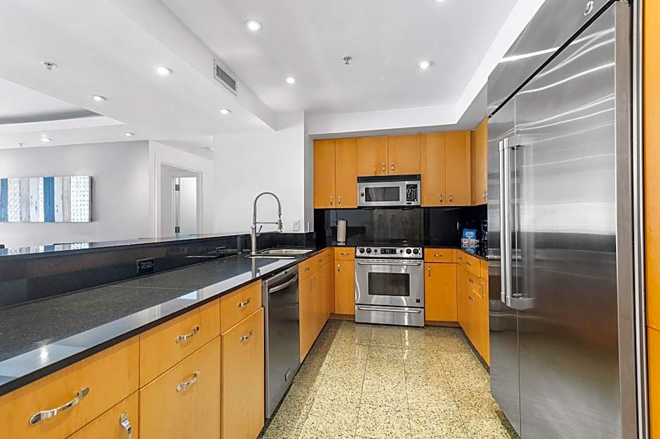 Fortune House Hotel Suites