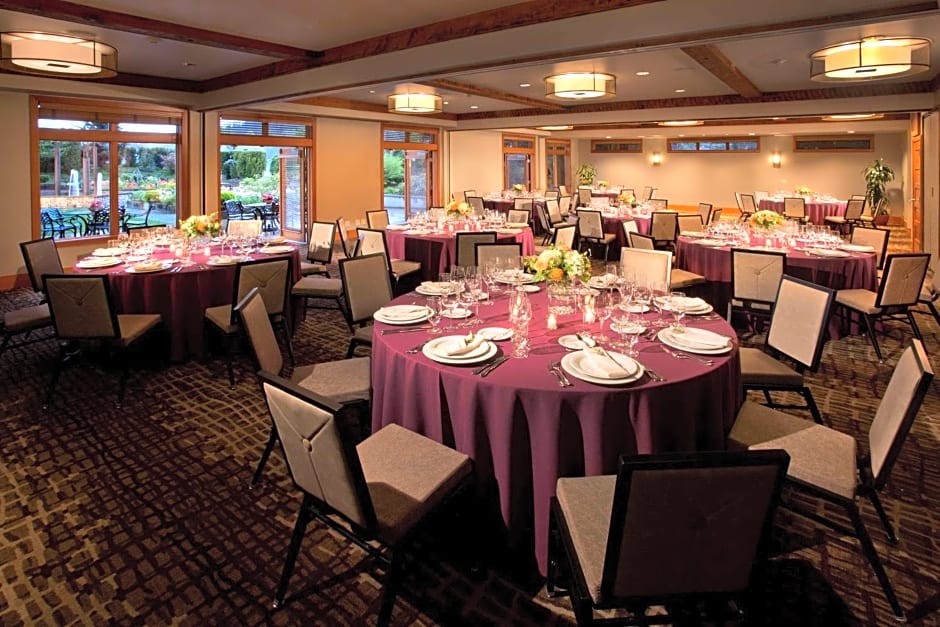 Willows Lodge