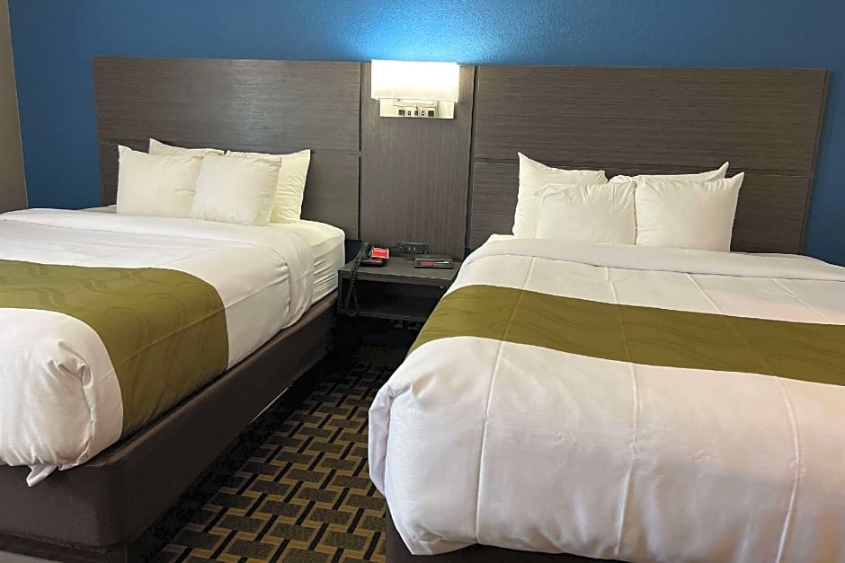 Quality Inn & Suites Louisville East
