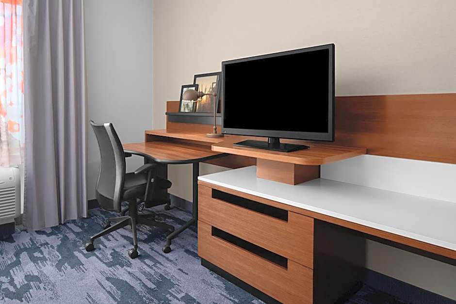 Fairfield Inn & Suites by Marriott Tustin Orange County