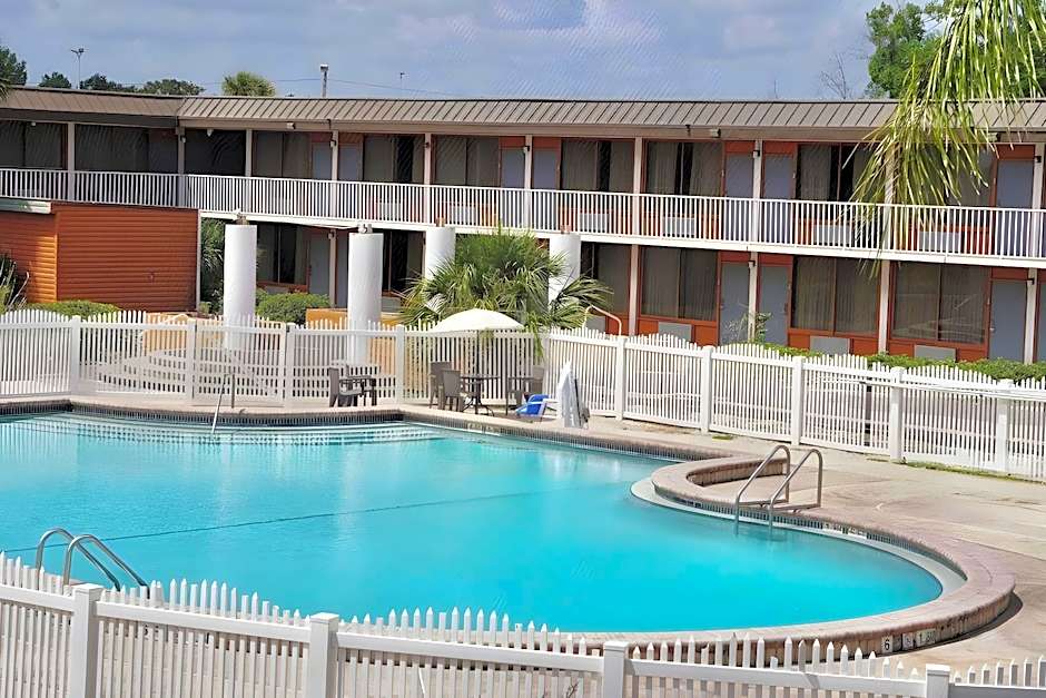 Croix Grand Hotel