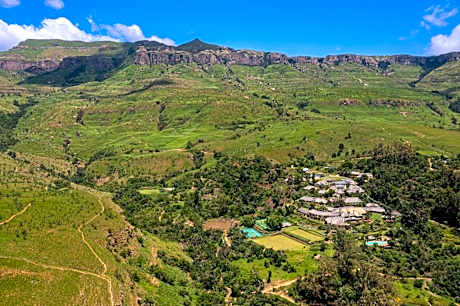 Cavern Resort & Spa