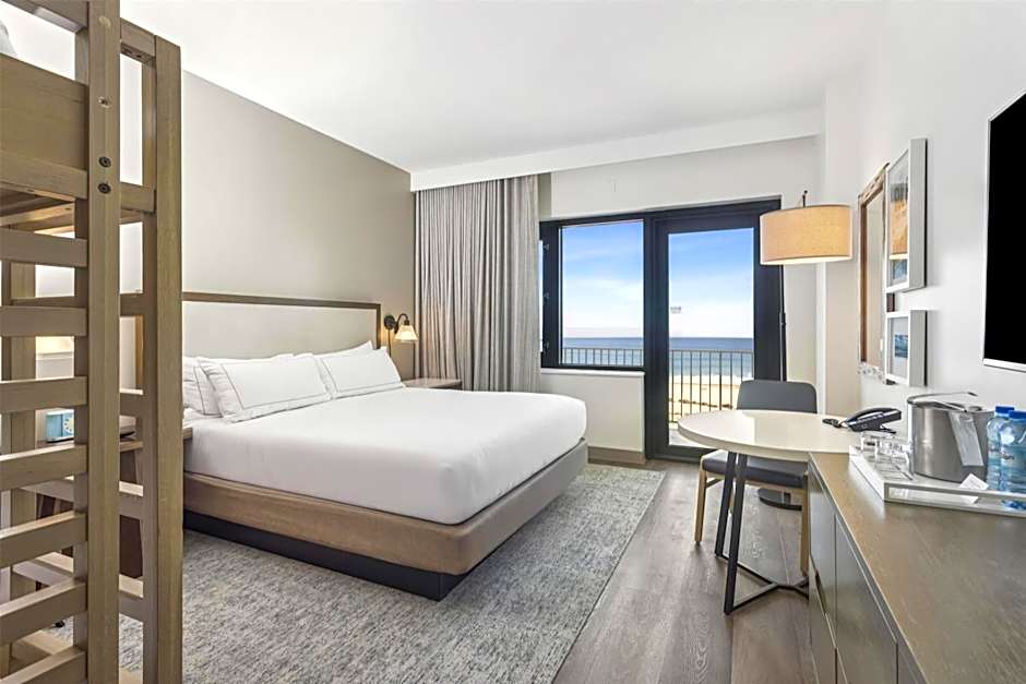 The Lodge at Gulf State Park, A Hilton Hotel