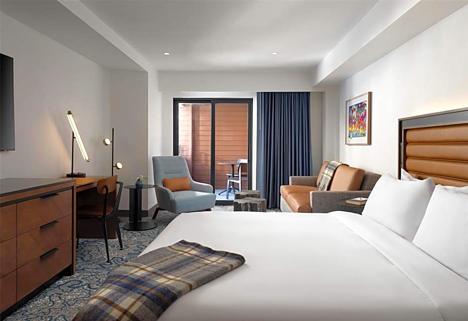 Hotel Alpenrock Breckenridge, Curio Collection by Hilton