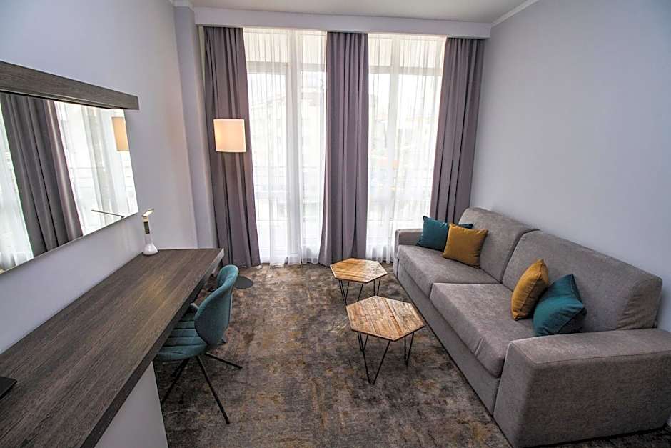 Best Western PLUS Premium Inn