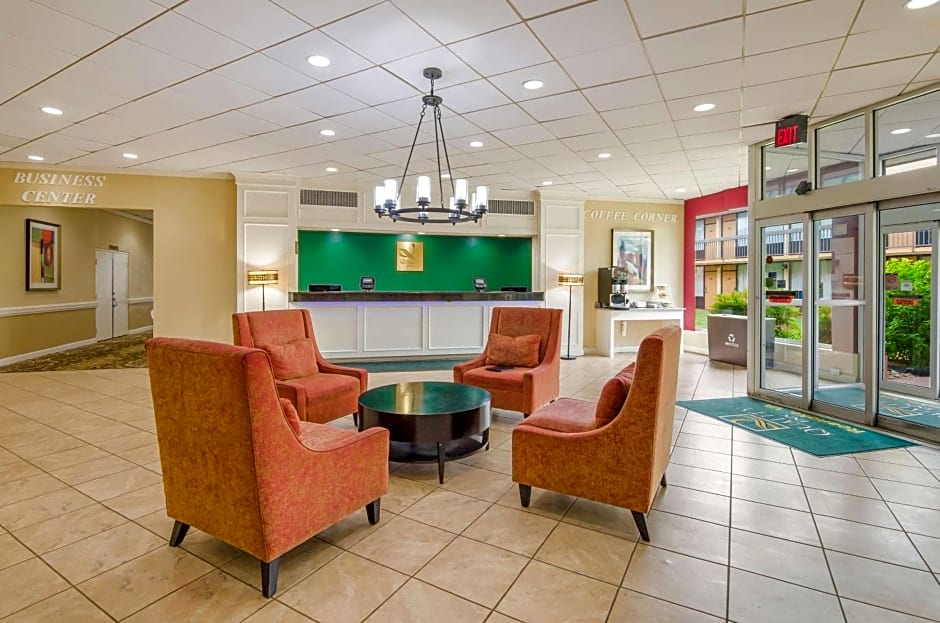 Quality Inn Roanoke Airport