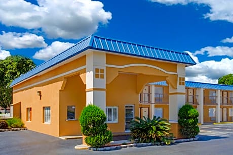 Super 8 by Wyndham Port Royal/Beaufort
