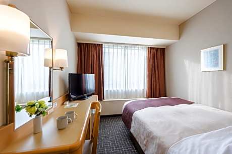 Standard Triple Room - Non-Smoking