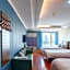 Sunny Apartment Of Grand Continental