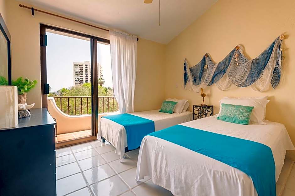 Penthouse Villa at Ixtapa Marina