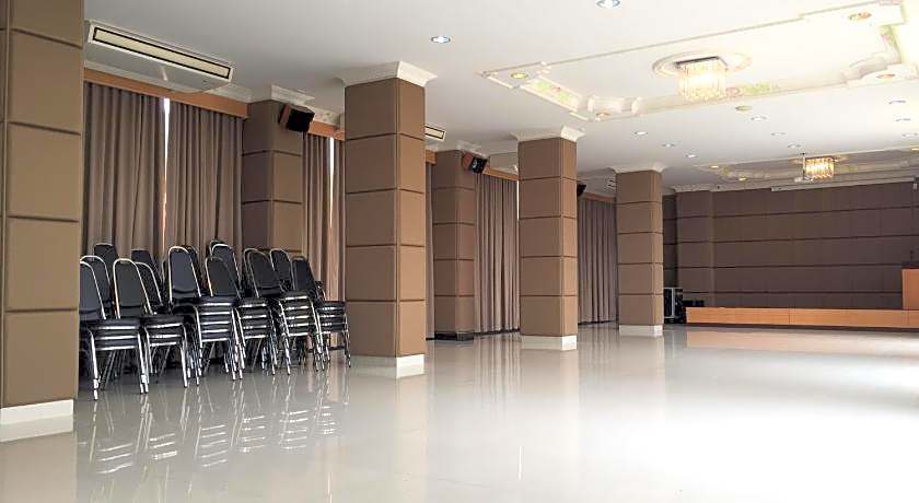 Leelawadee Grand Hotel