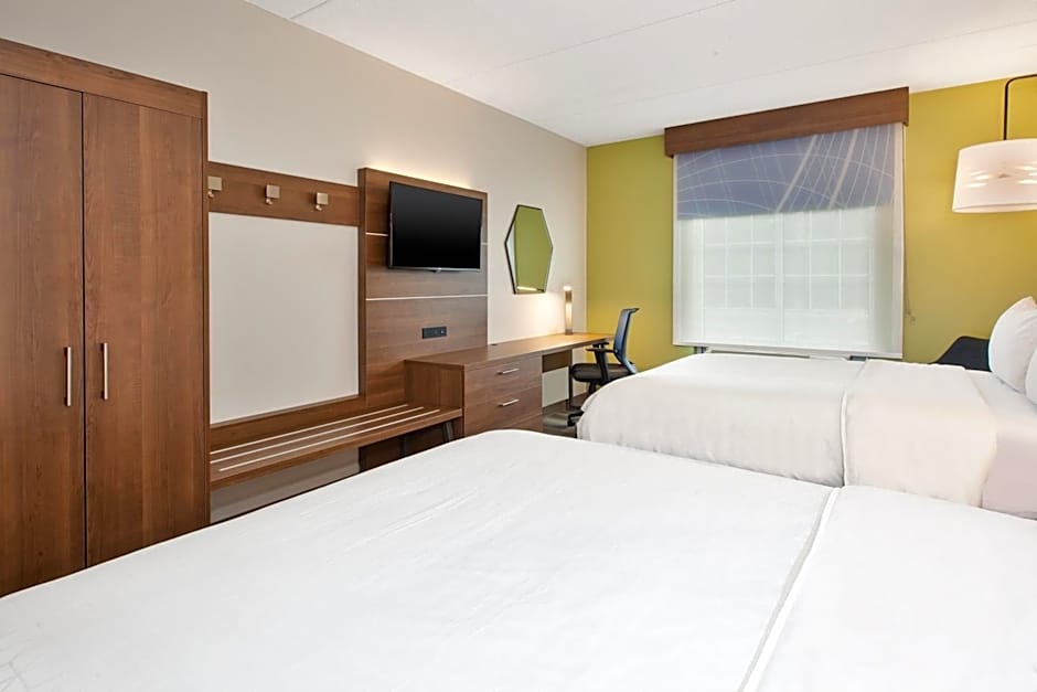 Holiday Inn Express Hotel & Suites Warrenton By IHG