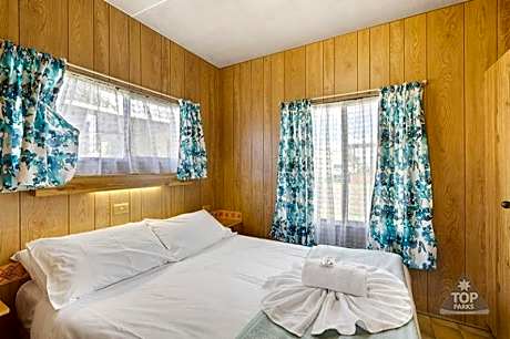 Standard Cabin 1 Bedroom - Pet Friendly