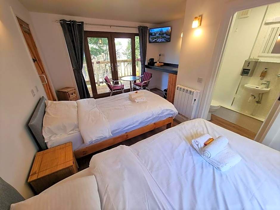 Roy Bridge Hotel