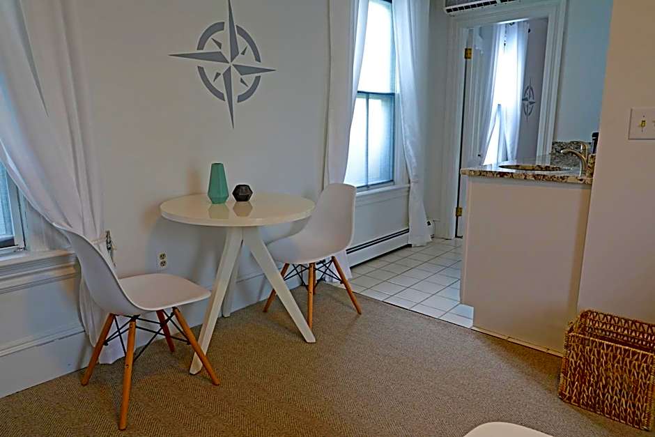 The Hotel Marblehead