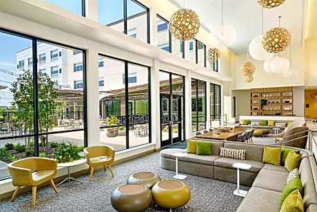 Element West Des Moines