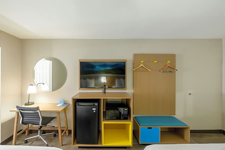 Days Inn & Suites by Wyndham Bossier City - Casino Area