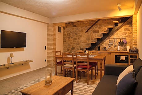 Limni Stone Apartments