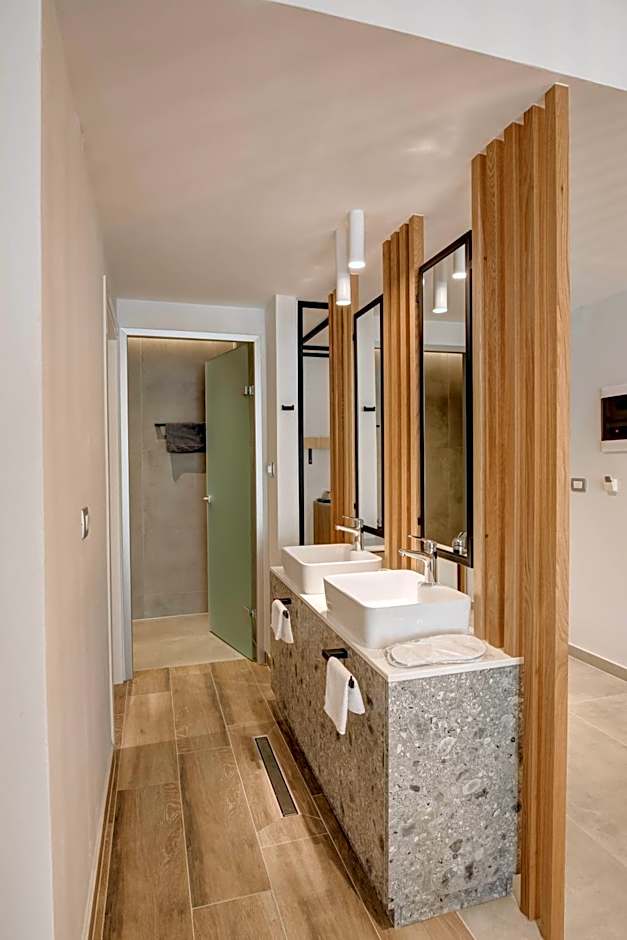 Alboro seaside suites