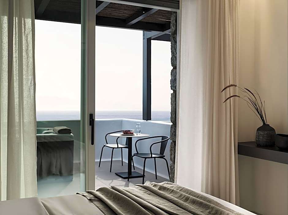 Ezio Bo Luxury Living