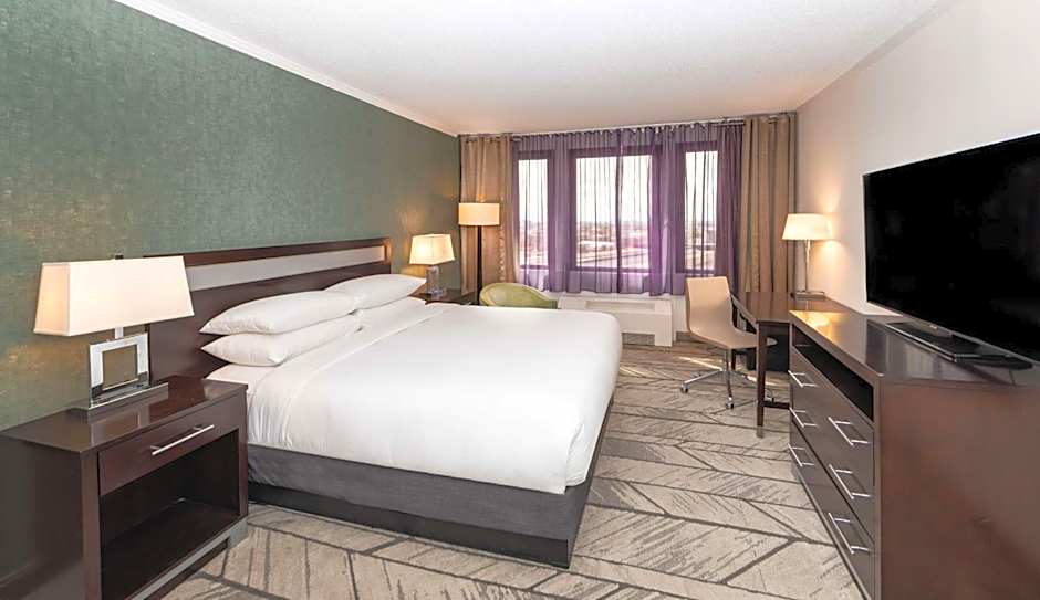 DoubleTree by Hilton Newark Penn Station, NJ