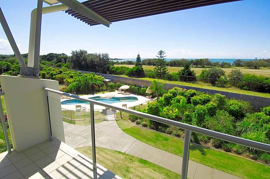 Pacific Marina Apartments