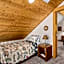Dog-Friendly Ronald Vacation Rental Cabin!