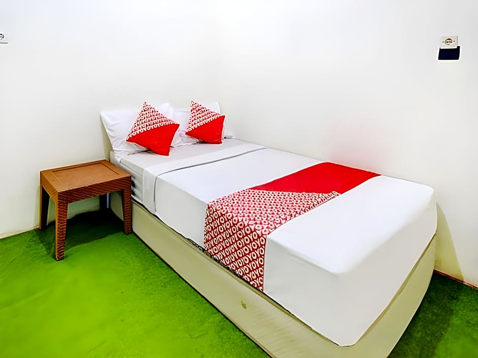 Hotel O Zeevanna Guest House Syariah