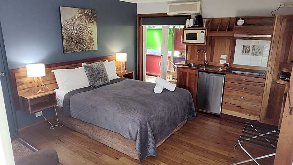 Adamsons Riverside Accommodation